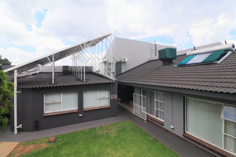 8 Bedroom Property for Sale in Universitas Ridge Free State